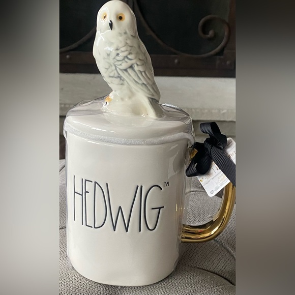 Hedwig Rae's Rae Dunn | Dining | Rae Dunn Disney Harry Potter Hedwig Mug With Owl ...